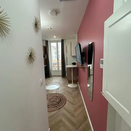 Moon - 33 Appartement Nice